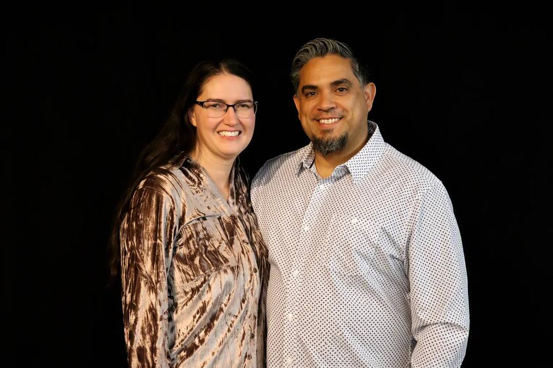 Pastor Rosendo Lara and his wife, Robin